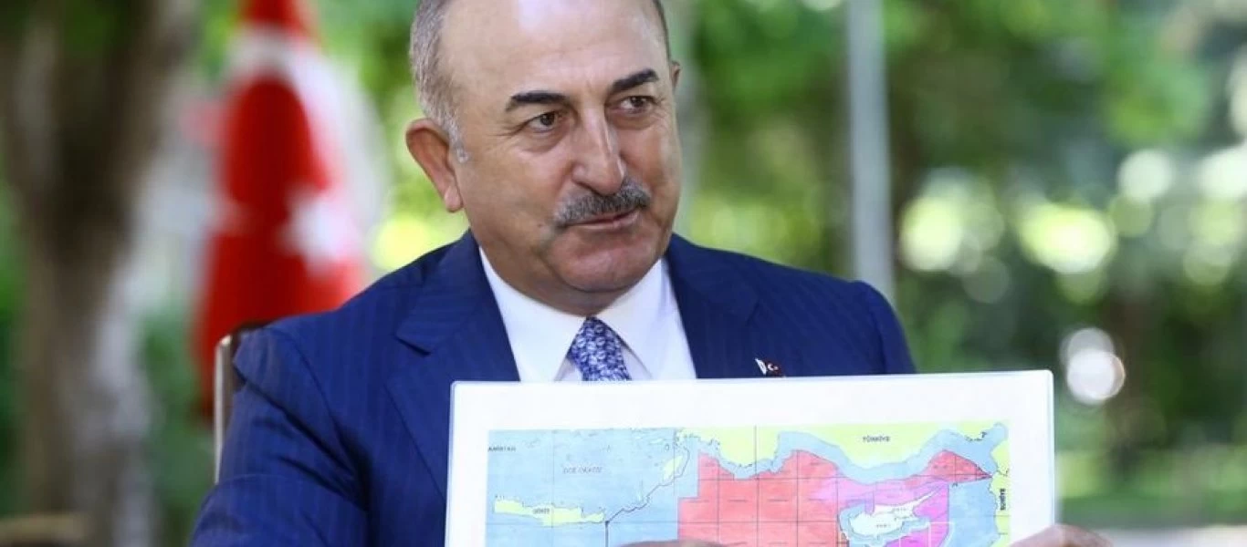 Νέα πρόκληση Τσαβούσογλου με χάρτη ανά χείρας: «Θα συνεχίσουμε να υπερασπιζόμαστε τα δικαιώματά μας»